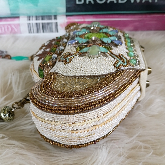 Last One! Rare Mary Frances Tea Time Beaded Teapot Shoulder Bag - Picture 5 of 16